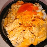 いろいろな部位の鶏肉の親子丼